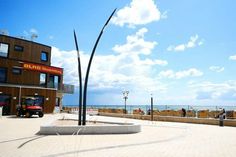 Schick und ganz neu: Das DLRG-Gebäude an der Promenade.
