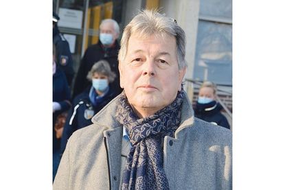 Dennis Wiese folgt Bernd Kubsch nach, der 20 Jahre lang Amtsleiter war und nach 47 Jahren in den Ruhestand verabschiedet wurde.