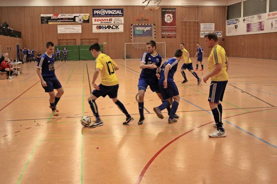 Die Fußball-Hallensaison startet am Samstag mit dem reporter-Cup. Dieser verspricht Spitzenfußball mit Torgarantie.