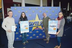 Informierten gemeinsam über den Start der diesjährigen SchulKinowochen: „Movie Star“-Betreiber Lars-Roman Paech (v.l.), Projektleiterin Kirsten Geißelbrecht, Holger Klindwort und Annemarie Krause Gundrum aus dem Vorstand des Kommunalen Kinos Bad Schwartau.