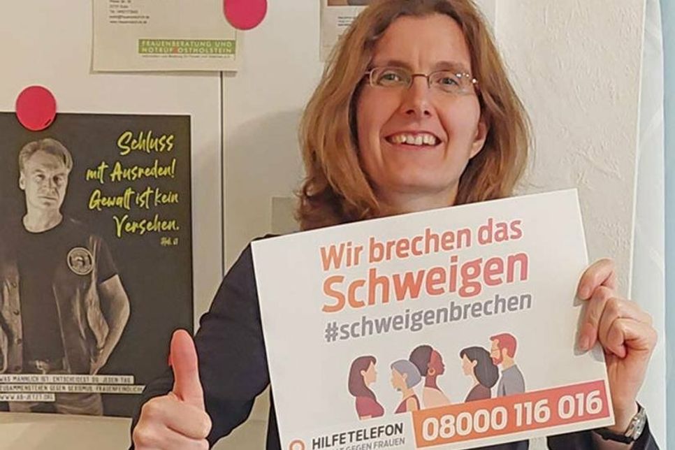 Am Samstag auf dem Eutiner Wochenmarkt dabei: Ruth Taschendorf von der Frauenberatung und Notruf Ostholstein.