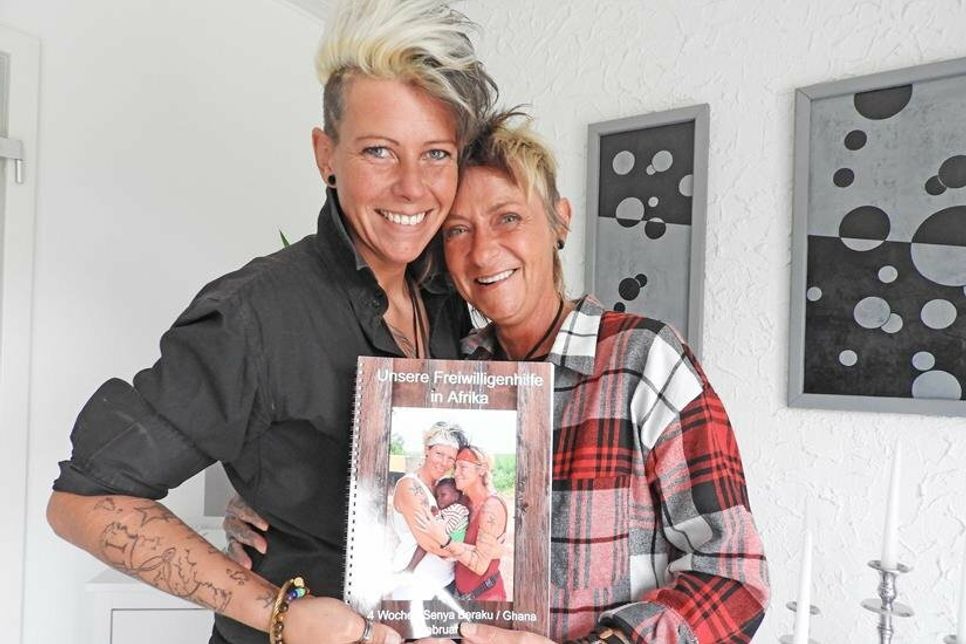 Vier Wochen Freiwilligendienst in Ghana hatten Jenny und Danie Kroß geplant. Die Zeit hat das Leben des Eutiner Paares verändert - und ein großes Spendenprojekt ins Rollen gebracht.