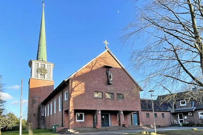 Nach mehr als zehn Jahren im Haus der Kirche kehrt das Kruzifix nun in die St. Martins-Kirche zurück, für die es Fritz During geschaffen hatte.