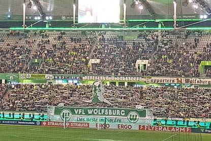 Beim VfL Wolfsburg war nur die eigene Fankurve gut besetzt.