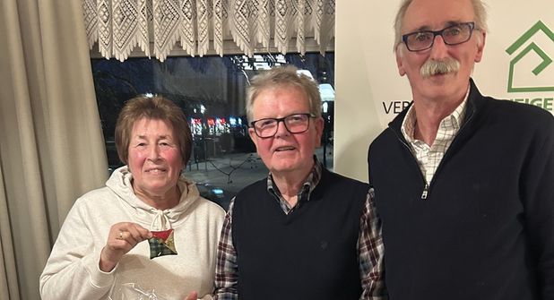 Bernd Heuer (re.) mit dem Ehepaar Martin und Margot Adeberg.