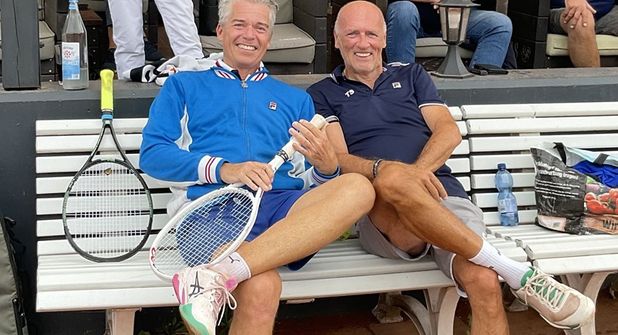 Die Sieger im Doppel Torsten Abrolat (lks.) und Tasso Schlosser (GW Neustadt).