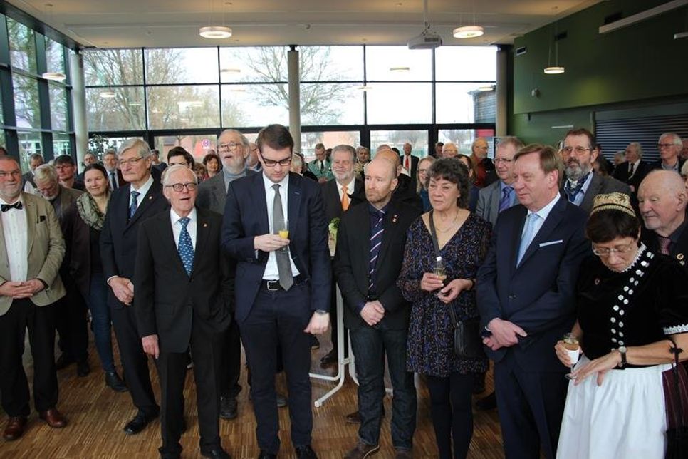 Viele Gäste und Neustädter kamen zu dem traditionellen Treffen am Neujahrstag in die Mensa der Jacob-Lienau-Schule.