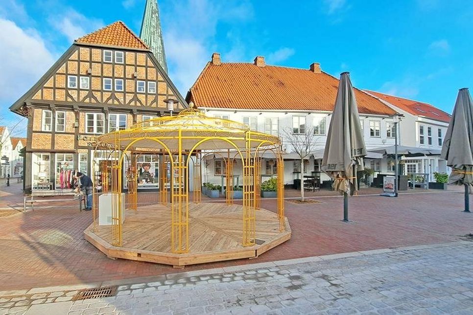 Der Rosenpavillon wird beim Shopping-Event zur Bühne