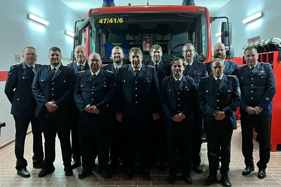 Andreas Piening, Denis Laicher, Axel Ehrich, Bastian Bendfeldt, Christoph Hutzfeldt, Christian Langbehn, Henning Grobe, Hendrik Behrend, Hauke Langbehn, Thorsten Fabian, Oliver Piening, Stefan Reichmann (v. lks.).