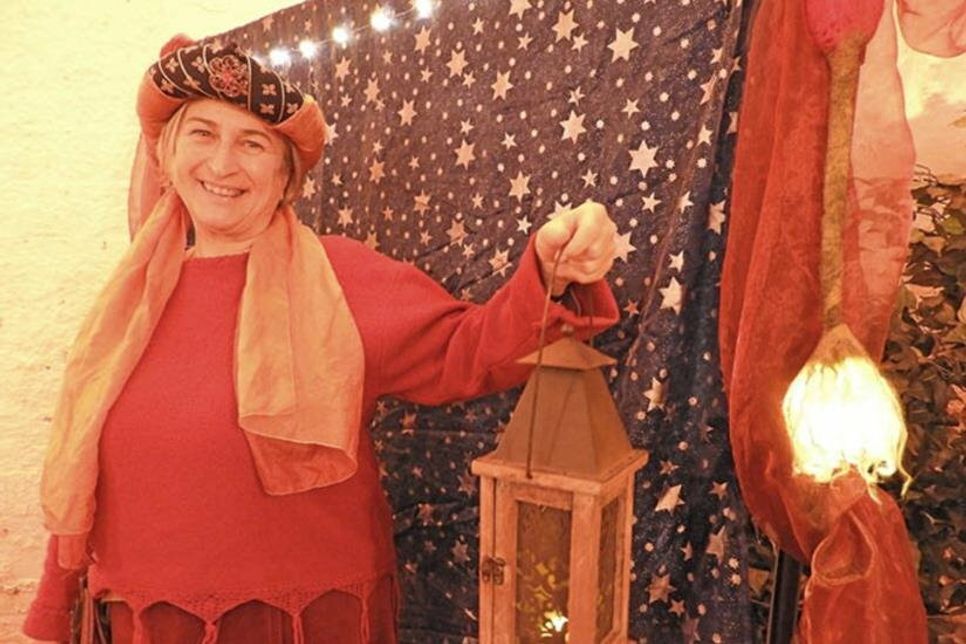 Märchenerzählerin Octavia Klient