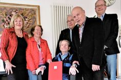 MdB Bettina Hagedorn, Gerda Cremer, Heinz Cremer, Erwin Wichelmann, Ehrenvorsitzender des SPD-OV Neustadt Hermann Benker und Andreas Herkommer, Kandidat für die Landtagswahl am 7. Mai 2017 (v. lks.).
