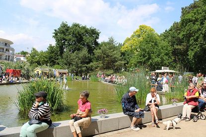 Das zweite Bürgerfest mit Gemeindeempfang fand zum zweiten Mal im Strandpark, auf der Kurpromenade und rund um den Seepferdchenbrunnen statt.