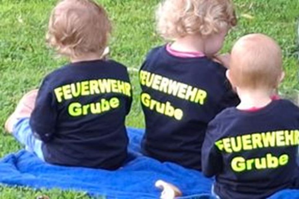 New Generation - für den Nachwuchs bei der Freiwilligen Feuerwehr Grube ist gesorgt.
