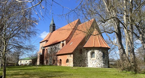 Knapp 10 Jahre hat die Sanierung der Kirche gedauert. Am Ostersonntag wurde der Abschluss der Arbeiten beim Gottesdienst gefeiert.