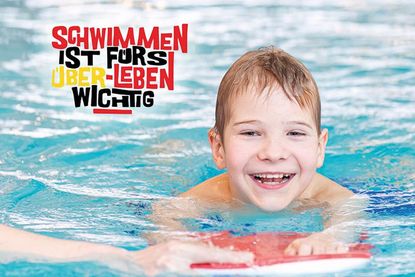 Die Ortsgruppe Lübecker Bucht e.V. der Deutschen Lebens-Rettungs-Gesellschaft (DLRG) lädt zum kostenfreien Schwimm-Check am Sonntag, dem 16. Juni, ins Meerwasserhallenbad Niendorf/Ostsee ein.