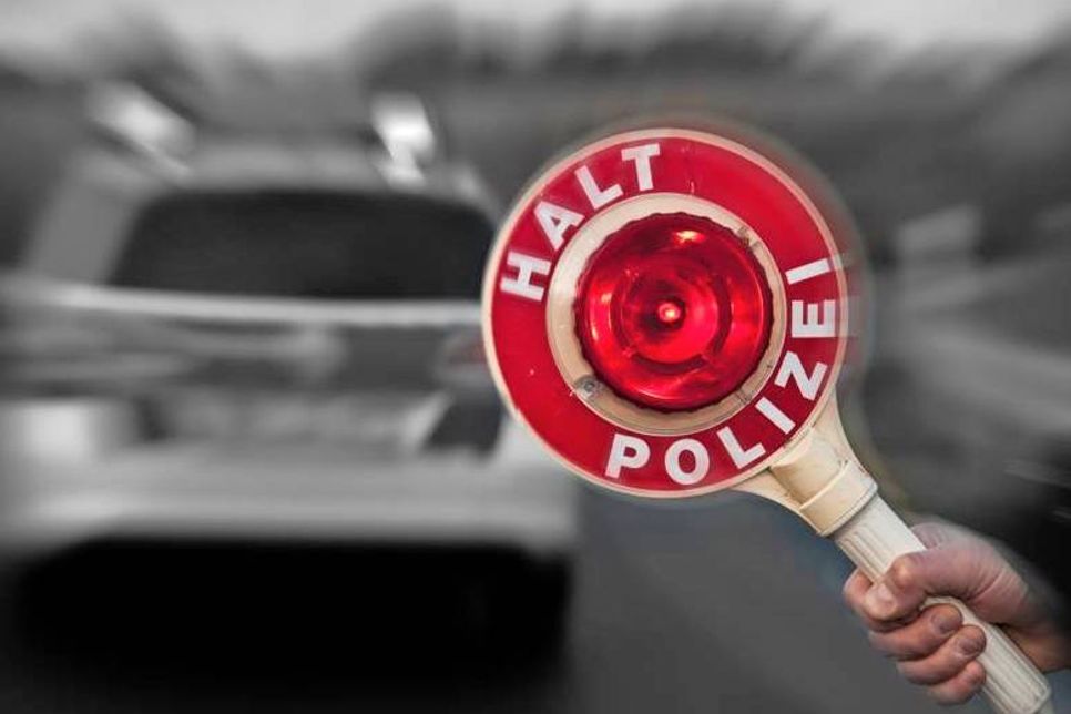 Polizeibericht (Beispielfoto: Arno Bachert/pixelio.de)