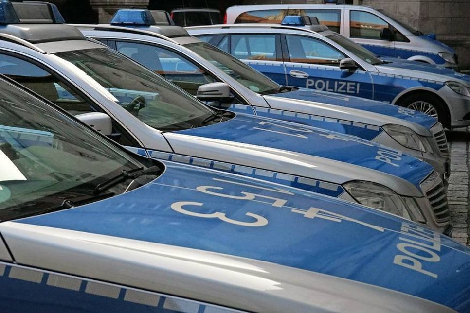 Die Polizei sucht Zeugen.