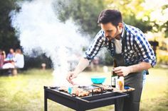 Damit das Grillen zum kulinarischen Erfolg wird, sollten Grillmeister einige Tipps beachten.