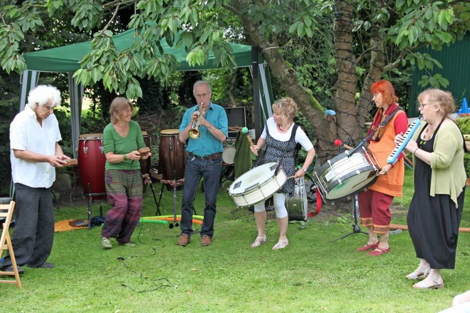 Berndt Petroschka und die Weltenklang-Musiker erzählten in ihren instrumentalen Stücken Geschichten aus fernen Ländern und fantastischen Orten.