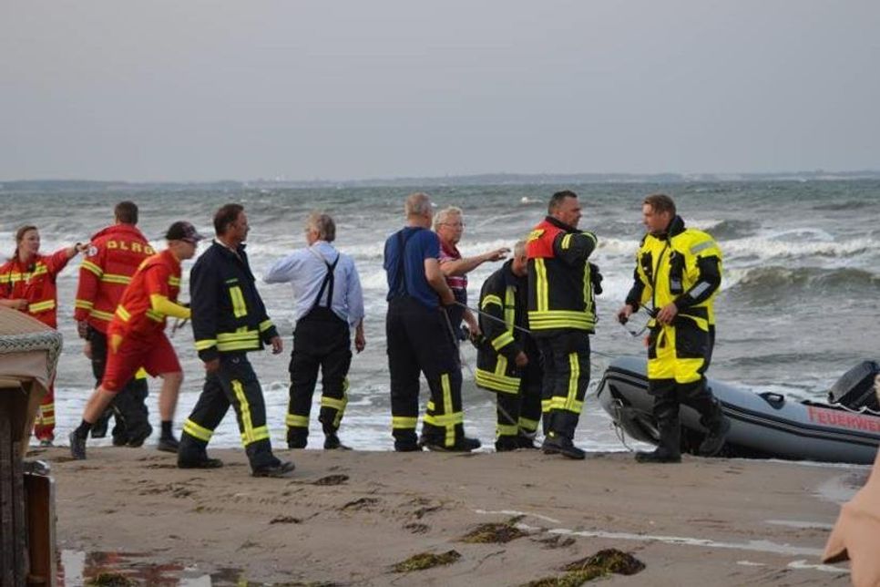 Zweimal mussten die Feuerwehren zur Maritim-Seebrücke in Timmendorfer Strand ausrücken. (Beispielfoto: René Kleinschmidt/Archiv)