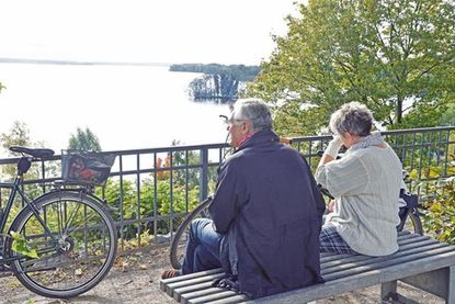 …?und genossen von der Schlossterrasse aus den weiten Blick über den See.