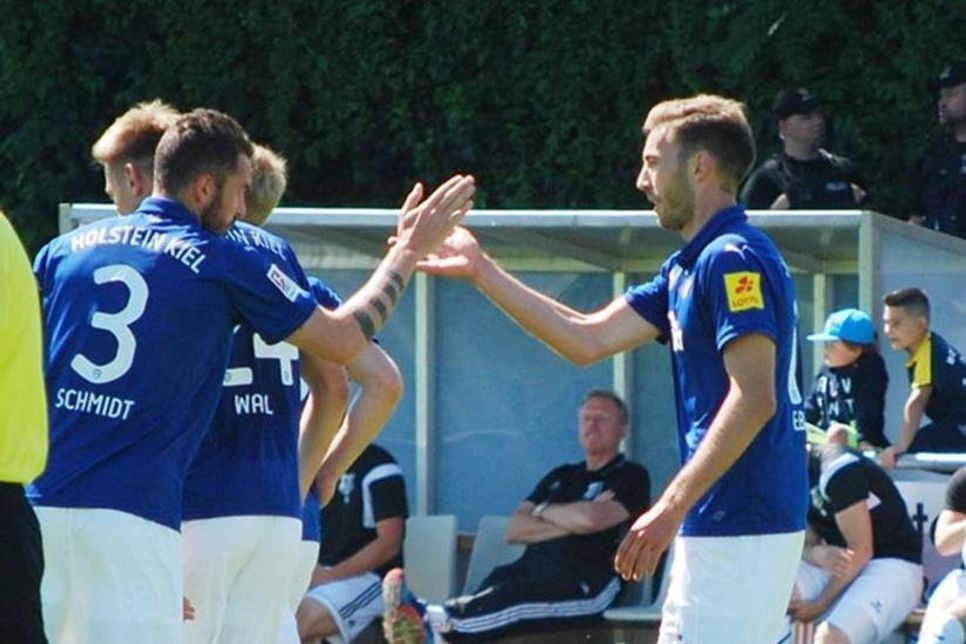 Ziel Startelf: Holsteins Michael Eberwein.