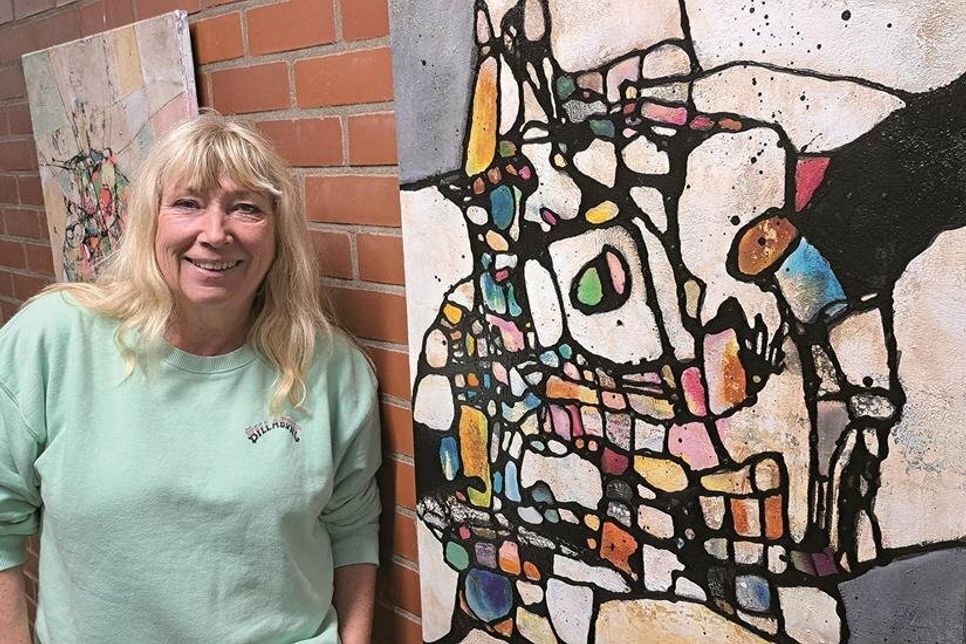 Sonja Knoop liebt das Abstrakte und den langwierigen Entstehungsprozess ihrer experimentellen Malerei.