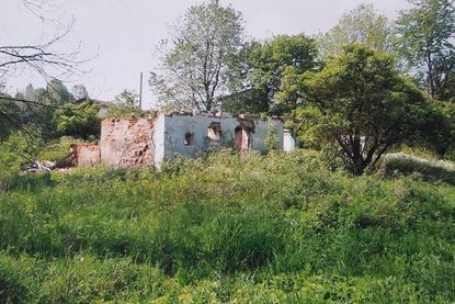 Das „ehemalige“ Elternhaus von Josef, nachdem es zusammengefallen ist.