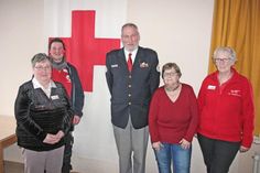 Norbert Griebel mit den Vorstandsmitgliedern Sabine Griebel, Kerstin Siebrecht, Renate Thora und Anke Roski.