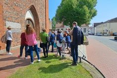 Teilnehmerinnen und Teilnehmer der Stadt-Tour 2023.