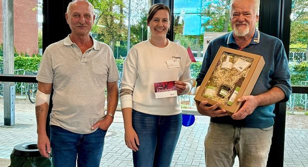 Andreas Pimanow, Ellen Kurth und Spendejubilar Willi Ritter (v. lks.).
