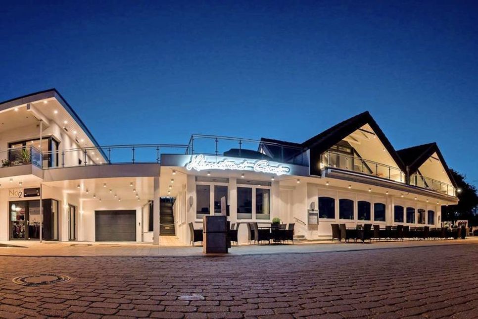 Einen Landgang der besonderen Art erlebt man im Hafenrestaurant an der maritimen Erlebnispromenade im Ostseebad Grömitz.