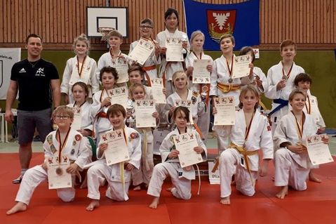 Erfolgreiche Nachwuchs Judokas.