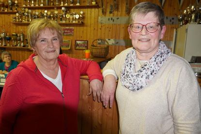 Die neue 1. Vorsitzende Heike Heesch (re.) mit ihrer Stellvertreterin Ute Scheunemann.
