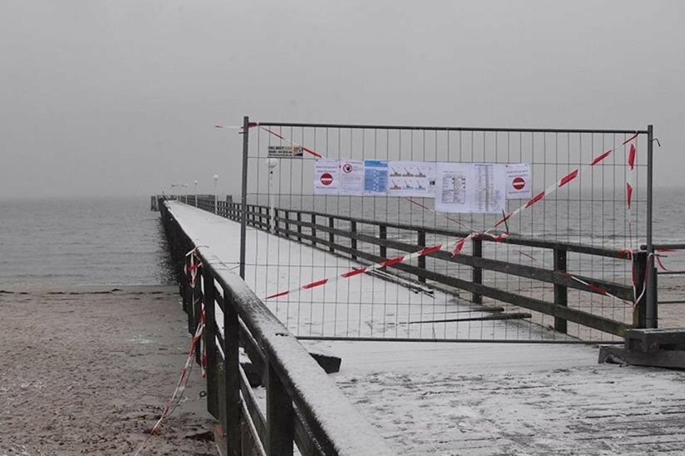 Auch die Scharbeutzer Seebrücke weicht einem Neubau.