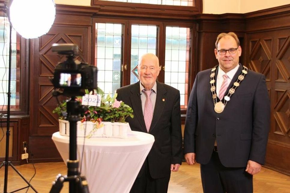 Bürgervorsteher Sönke Sela und Bürgermeister Mirko Spieckermann hielten die Neujahrsansprache in diesem Jahr in digitaler Form.