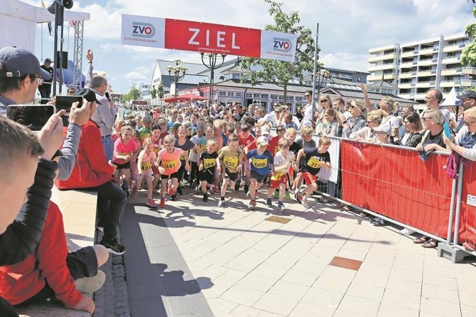 Der Sun Run bringt jedes Jahr Klassengemeinschaften, Kollegen und Freunde bei sportlicher Aktivität im Freien zusammen.