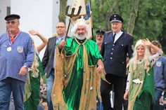 Auf dem Nystedplatz wird der Herrscher über Flüsse, Seen, Bäche und Moraste die Gäste begrüßen.