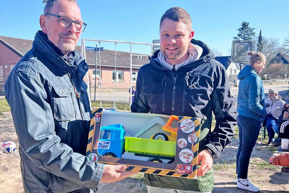 Geschenke gab es reichlich…