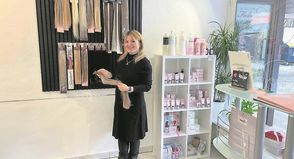 Inhaberin Azam Noshian erweitert ihr Angebot um zertifizierte, professionelle Haarverlängerungen und Haarverdichtungen mit 100 Prozent Echthaar.