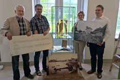 Prof. Dr. Manfred Milinski, Derk Wachsmuth, Dr. Kerstin Mehnert und Prof. Dr. Arne Traulsen (v. lks.).