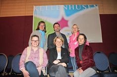 Claudia Zeßin-Schulz, Birgit Schnoor, Jennifer Sausner (vorne v. lks.) und Wybke Schmidt, Detlef Behnke, Andrea Burmeister (hinten v. lks.).