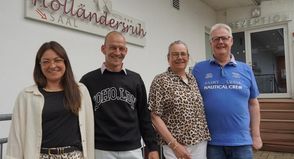 Angélique Langbehn-Borchert mit ihrem Lebensgefährten Oliver Krüger sowie Ela und Christian Borchert (v. lks.).