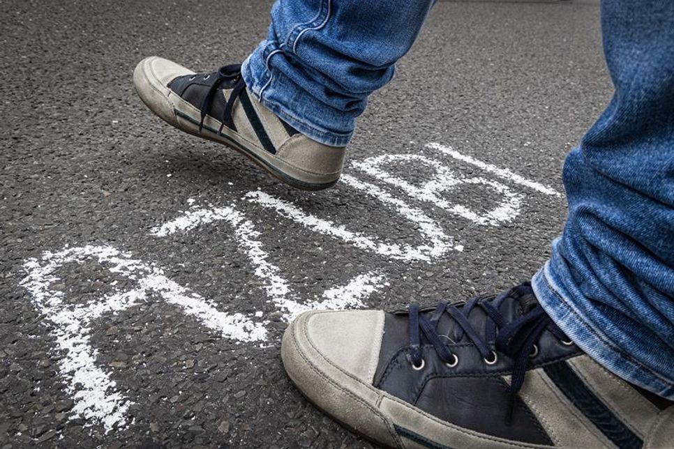 Als fitter und engagierter Azubi einen Schritt nach vorne machen: Jugendliche haben die Chance auf ein Azubi-Stipendium – egal, welchen Beruf sie ansteuern. Darauf hat die IG BAU Holstein hingewiesen.