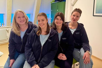 Das Team der Praxis im Pagodenspeicher in Neustadt: Michaela Engelhardt, Lya Bonde, Lena Bütje und Desiree Rexhepi (v. lks.).