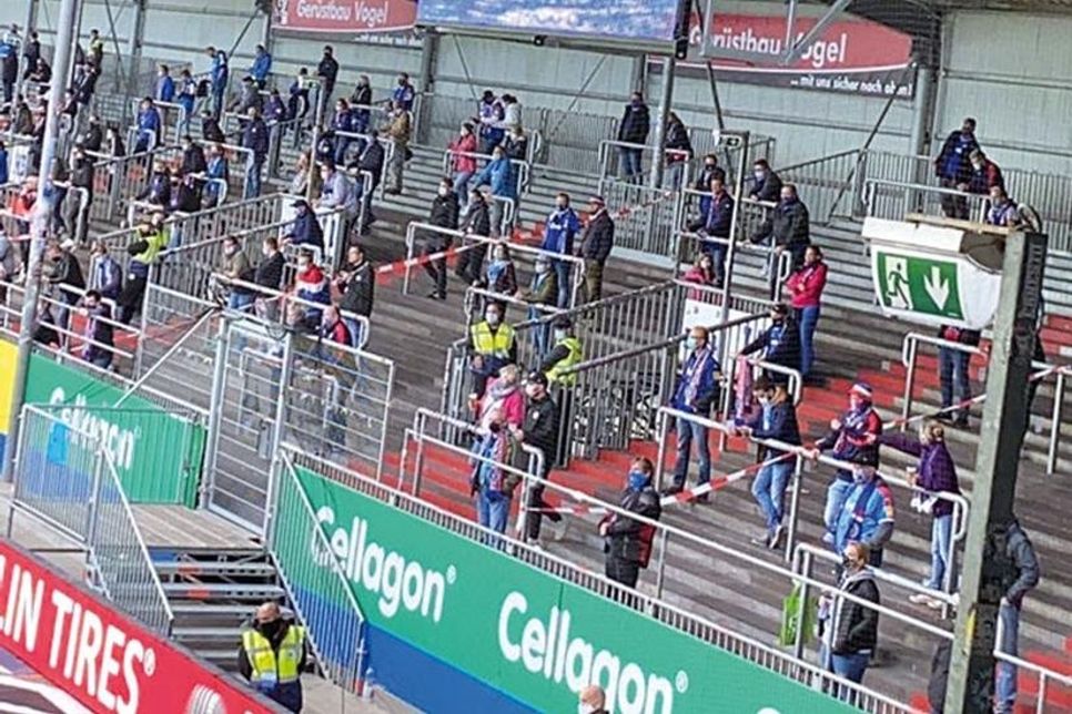 Traurige Gegenwart: Das Holstein Stadion zu Corona Zeiten.