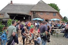Der Museumshof freut sich am Wochenende auf viele Besucher und verspricht ein unterhaltsames Programm.