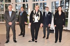 Nach einer eigenen Vorstellung der Person stellten sich die fünf Kandidaten den Fragen des Moderators und der Bürger (von links): Guido Gummert, Sven Markus Kockel, Gesine Muus, Sven Partheil-Böhnke und Melanie Puschaddel-Freitag.