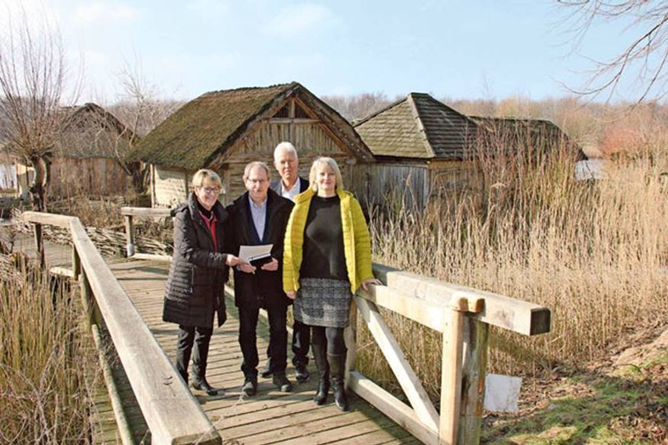 Die Vorstandsmitglieder Jutta Colschen, Arwet Jansch, Torsten Ewers und Dr. Stephanie Barth stellten am Donnerstag die Planungen der Aktivitäten anlässlich des 40. Geburtstages der Stiftung Oldenburger Wall e.V. und dem 30-jährigem Bestehen des Oldenburger Wallmuseums vor.