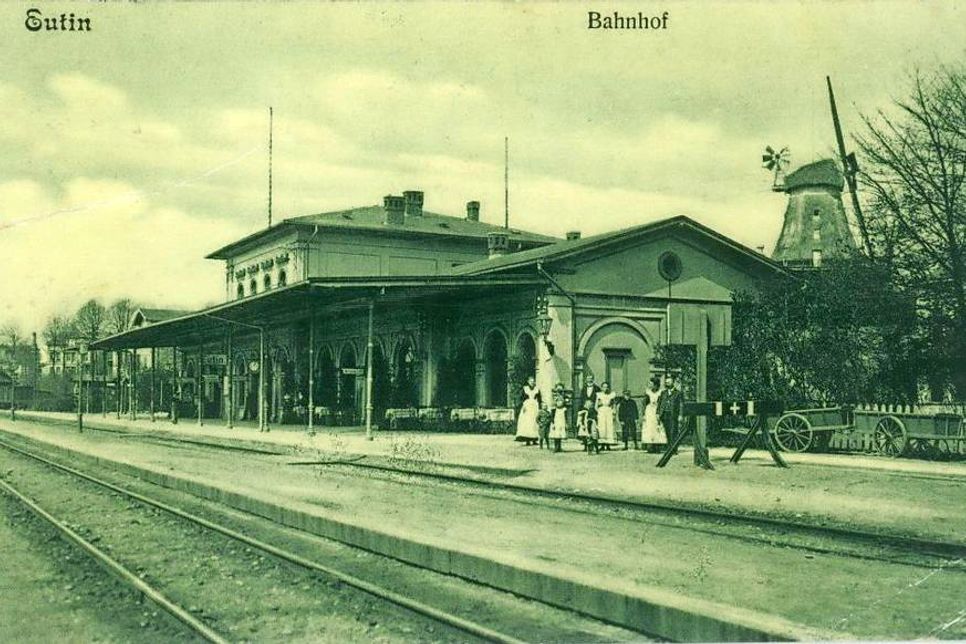 Eutiner Bahnhof.